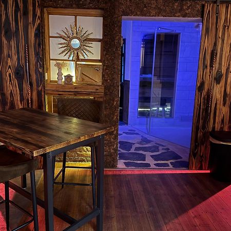 Bookeinfach Bad Ems - Private - Sauna Jacuzzi Whirlpool Swimmingpool Alahna Sup Beachvolleyball Billiards Ping Pong Cinema Theater Music Disco Ball Bbq Und Parkplaetze Exterior photo